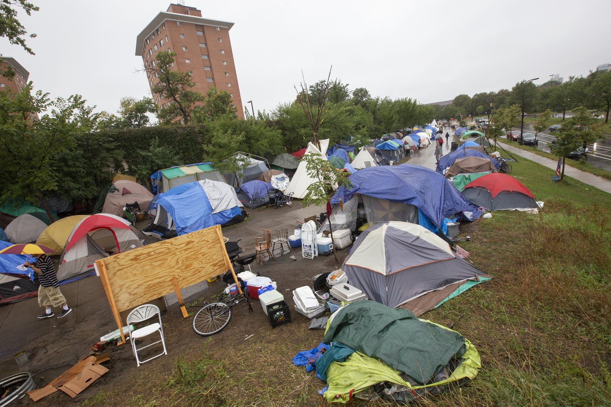 mpls tent city